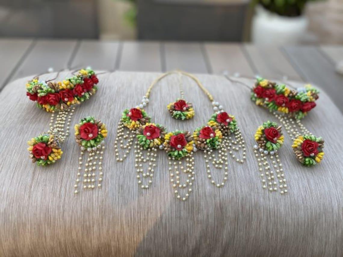 Artificial Flower jewellery set for Haldi/Mehandi/babyshower function.
